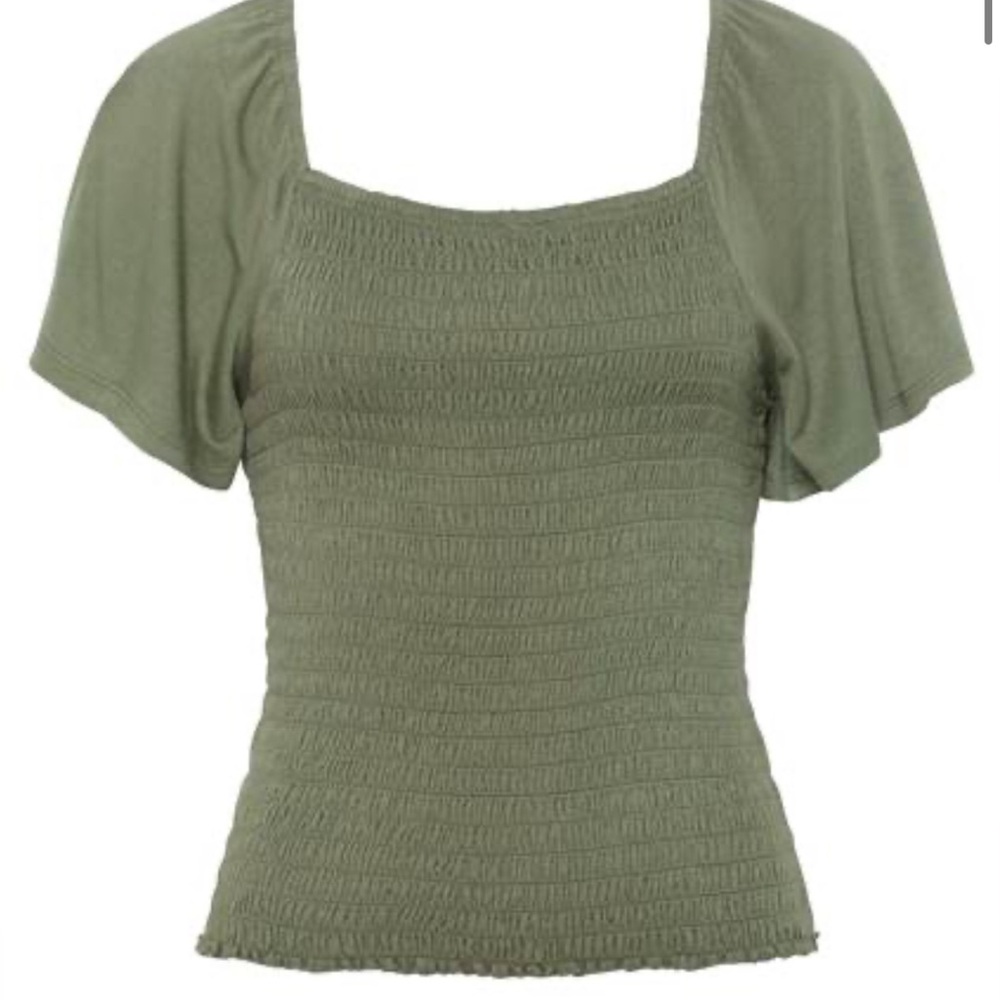 cute smocked top with fluttery slweve